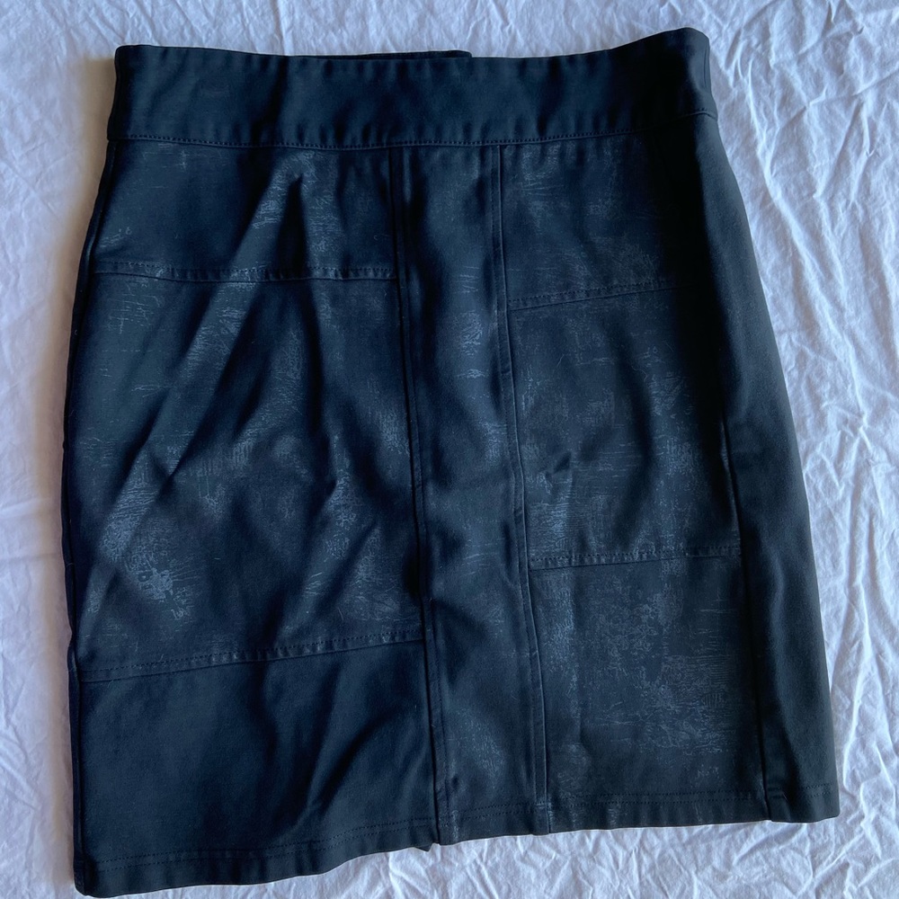 Simon Chang size 12 skirt